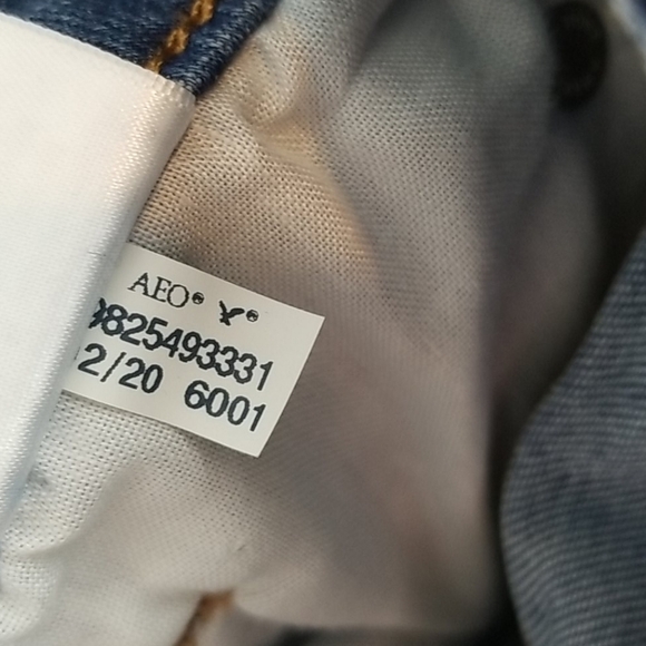 American Eagle Hi Rise Shortie Distressed Shorts - Picture 8 of 8